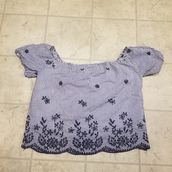 BREEZY LINED OFF-SHOULDER BLOUSE - Picture 7 of 8